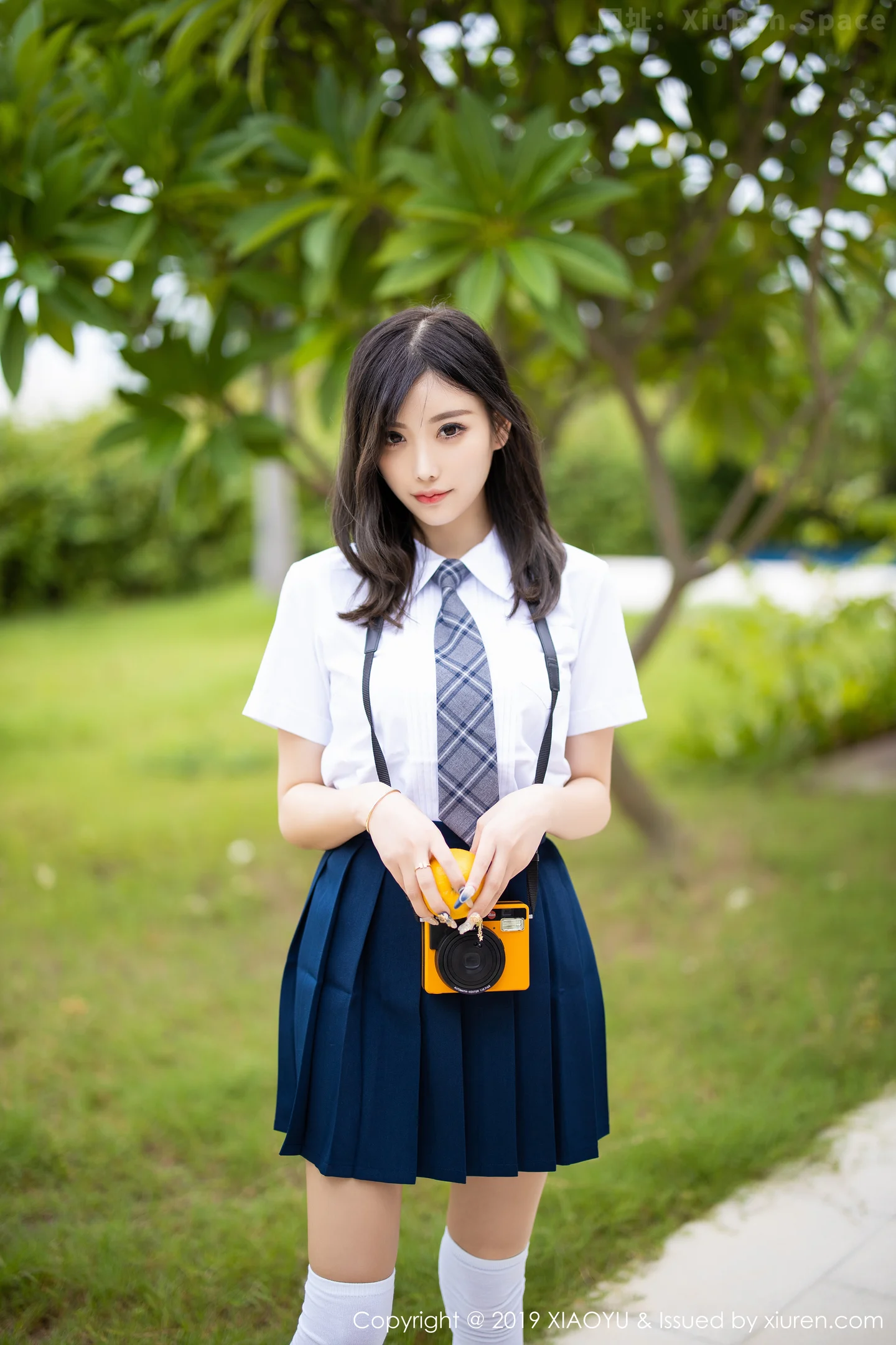 图片[2]-[XiaoYu画语界]Vol.184 女神杨晨晨sugar心愿旅拍清纯学生装半脱露蕾丝内衣诱惑写真73P-秀人网官方网站